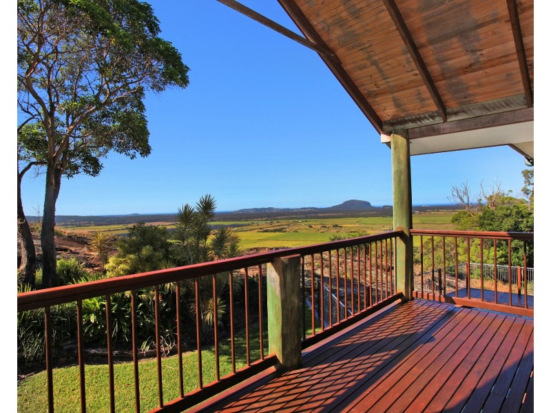 25 Ocean Vista Drive, Maroochy River QLD 4561