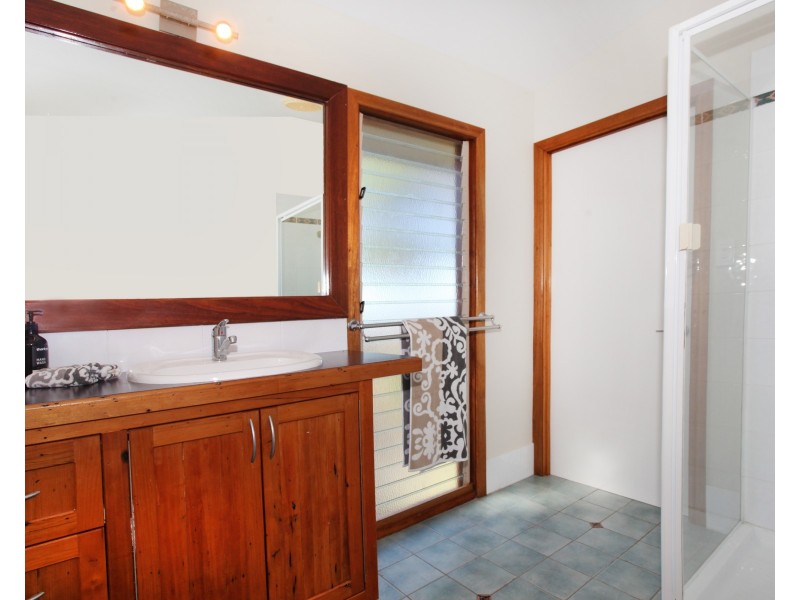 25 Ocean Vista Drive, Maroochy River QLD 4561