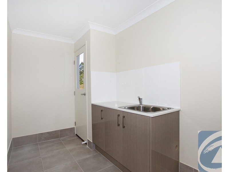 1/14 James Whalley Drive, Burnside QLD 4560