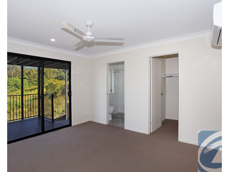 1/14 James Whalley Drive, Burnside QLD 4560