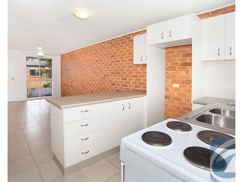 4/2 Sunhaven Court, Nambour QLD 4560