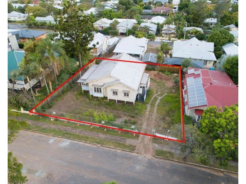 11 Dempsey Street, Annerley QLD 4103