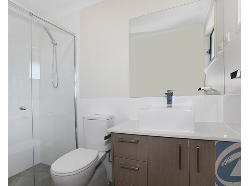 2C/14 James Whalley Drive, Burnside QLD 4560