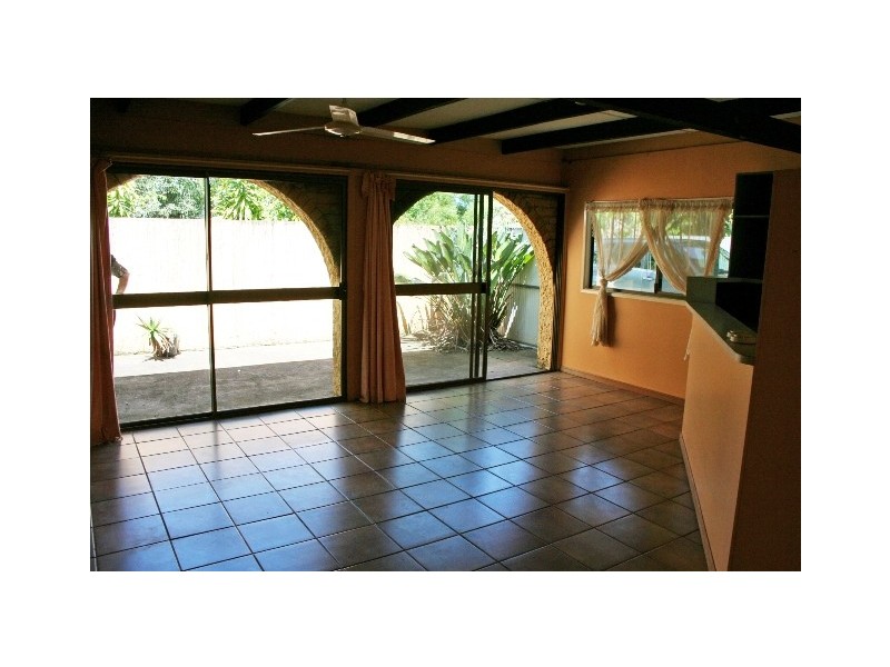 232 Panorama Drive, Nambour QLD 4560