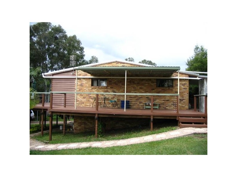 118 Jackson Road, Hunchy QLD 4555