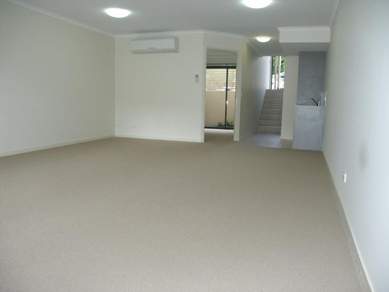 B/11 Arundell Avenue, Nambour QLD 4560