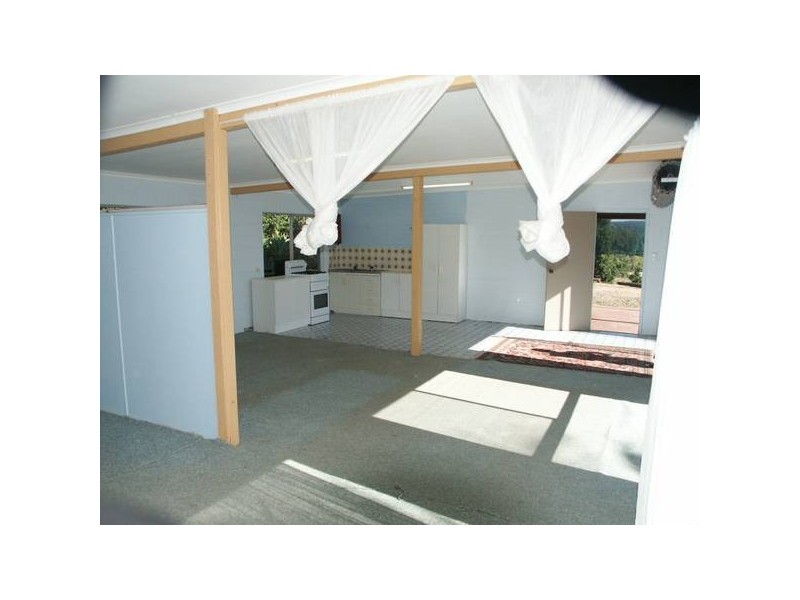 Thrushs Road, Dulong QLD 4560