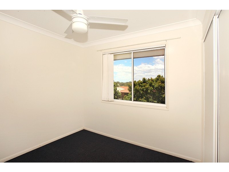8 Esk Place, Kallangur QLD 4503