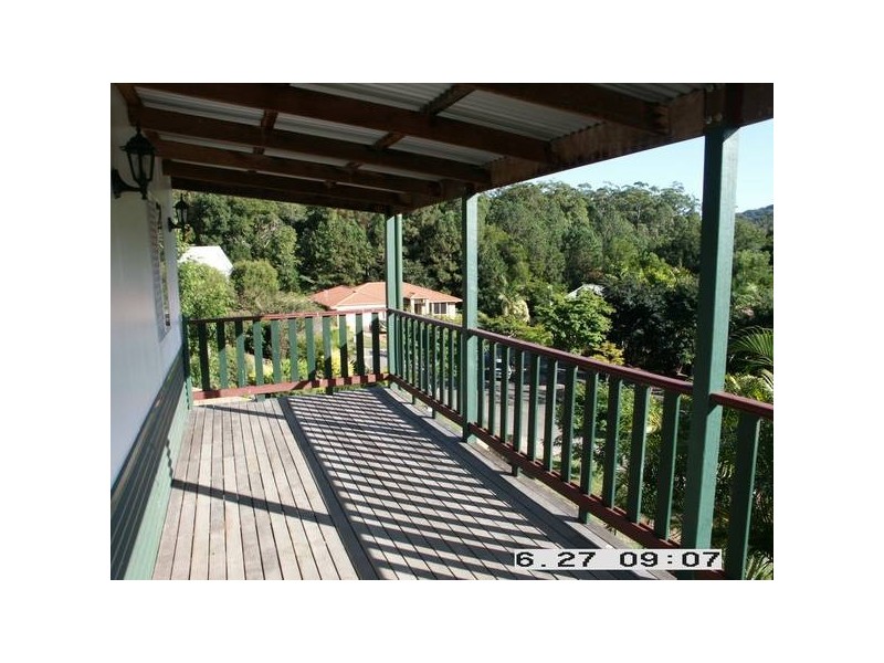 8 Vincent Drive, Nambour QLD 4560