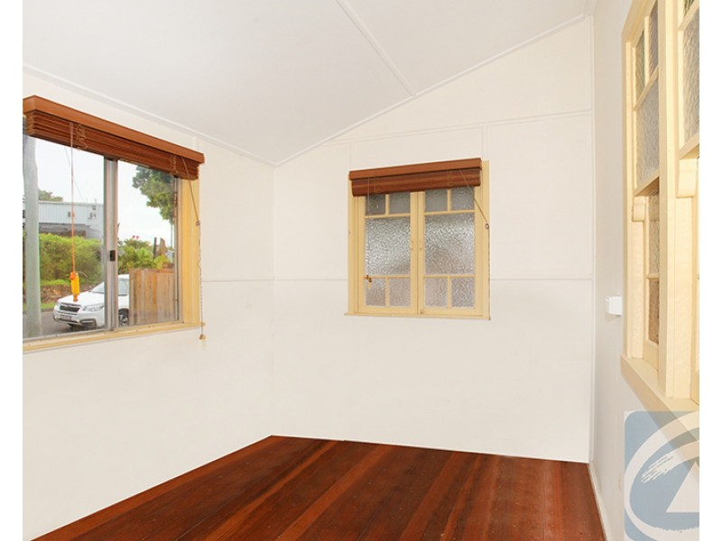 11 Park Road, Nambour QLD 4560