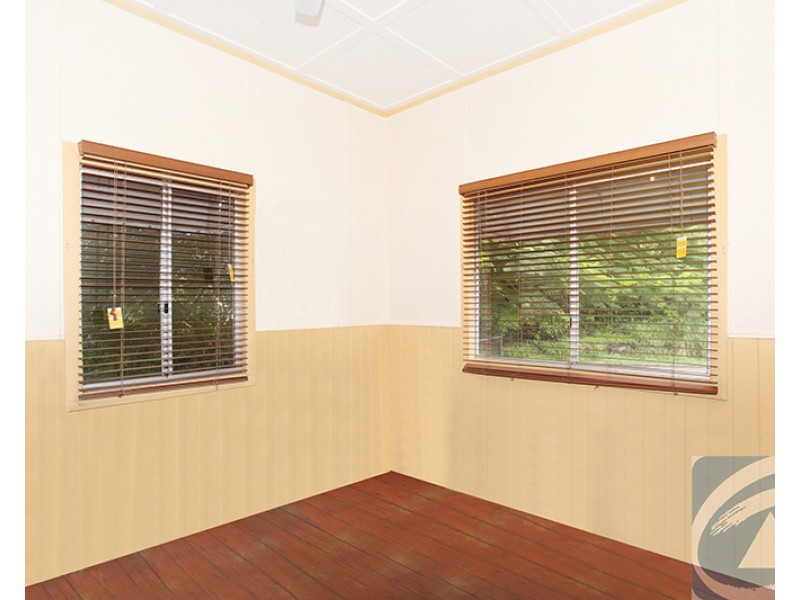 11 Park Road, Nambour QLD 4560