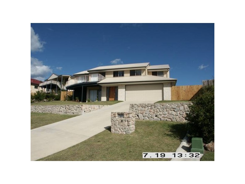 8 Dalzell Court, Nambour QLD 4560