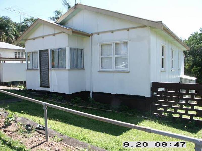 24 Hospital Road, Nambour QLD 4560