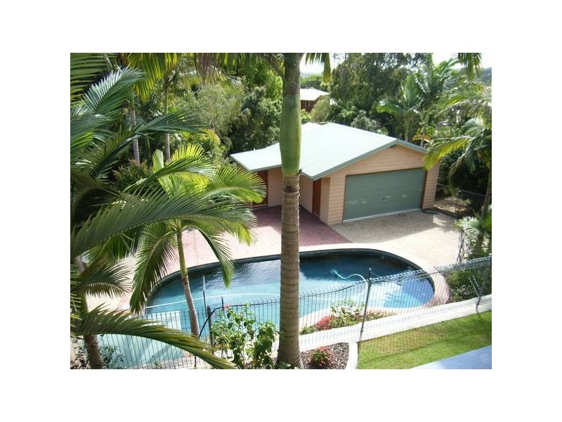 19 Chiltern Court, Nambour QLD 4560