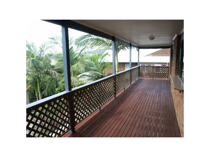 19 Chiltern Court, Nambour QLD 4560