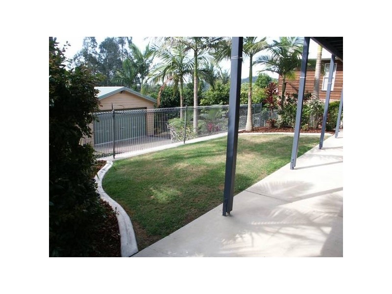 19 Chiltern Court, Nambour QLD 4560