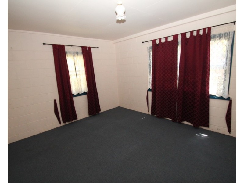 1/10 Park Road, Nambour QLD 4560