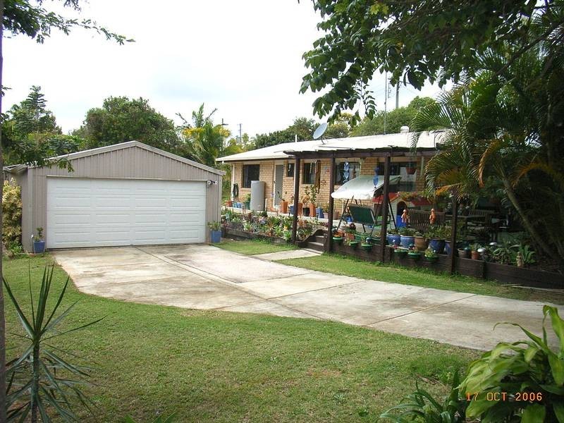 2 Hemdan Court, Nambour QLD 4560