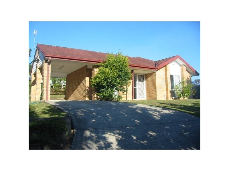 12 Sunningdale Court, Nambour QLD 4560