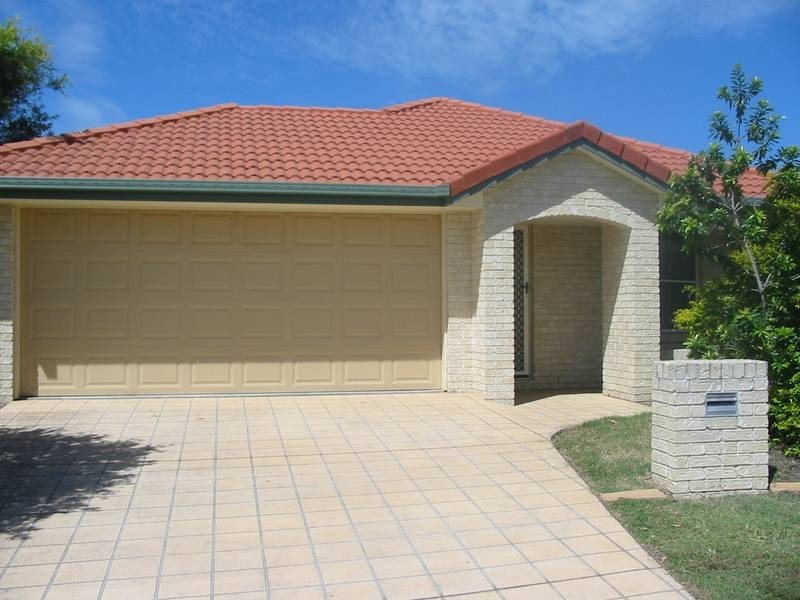 8 Otway Parade, North Lakes QLD 4509