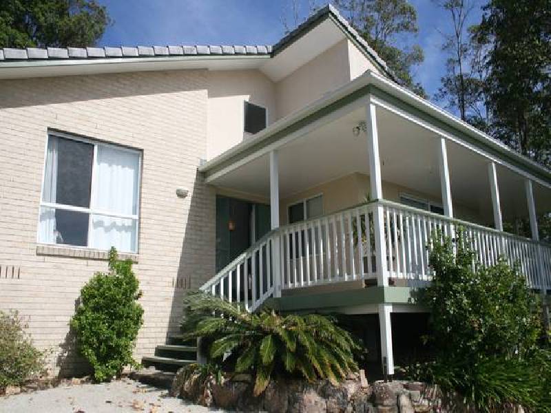 6 Coral Court, Nambour QLD 4560