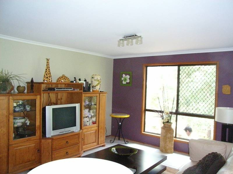 62 Hillcrest Ave, Nambour QLD 4560