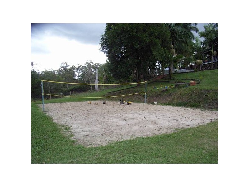 Dulong QLD 4560