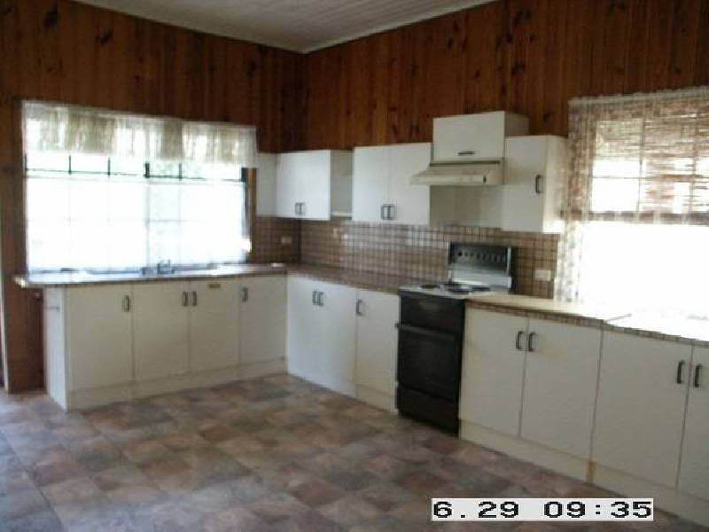 5 Lamington Tce, Nambour QLD 4560