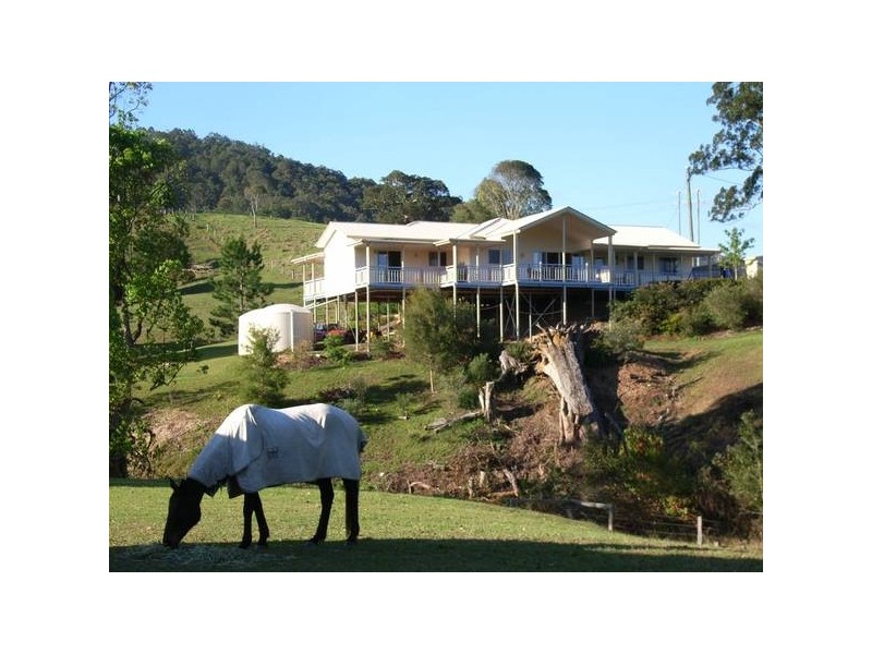 Mapleton QLD 4560