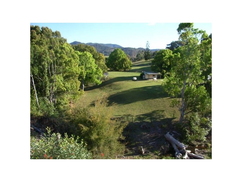 Mapleton QLD 4560