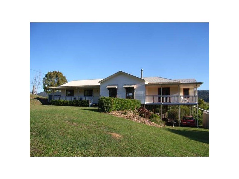 Mapleton QLD 4560