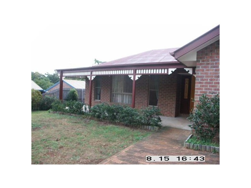 33 Carrington Drive, Flaxton QLD 4560