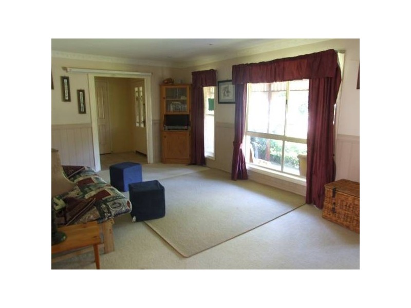 33 Carrington Drive, Flaxton QLD 4560