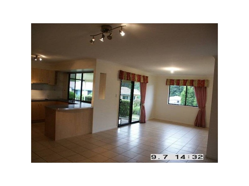 1 Parkhaven Court, Nambour QLD 4560