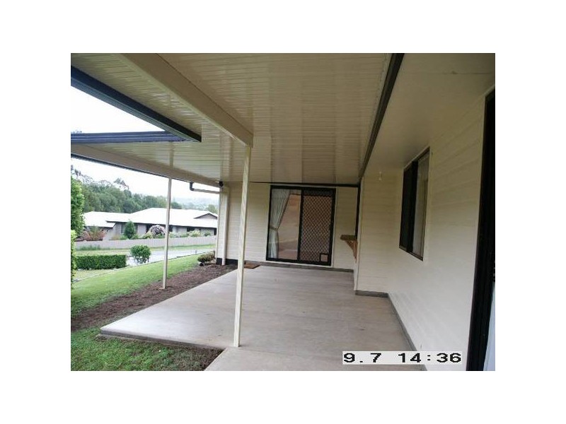 1 Parkhaven Court, Nambour QLD 4560