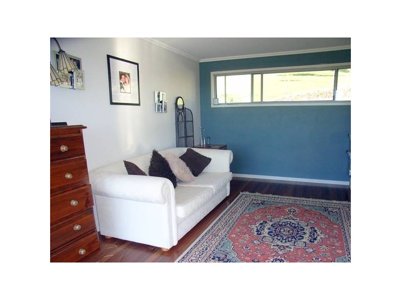 10 Sandra Place, Nambour QLD 4560