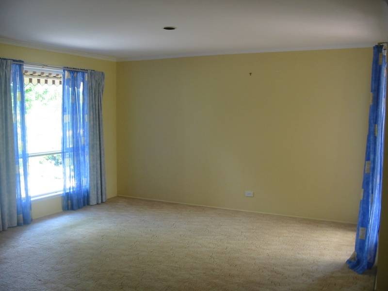 137 Coes Creek Road, Nambour QLD 4560