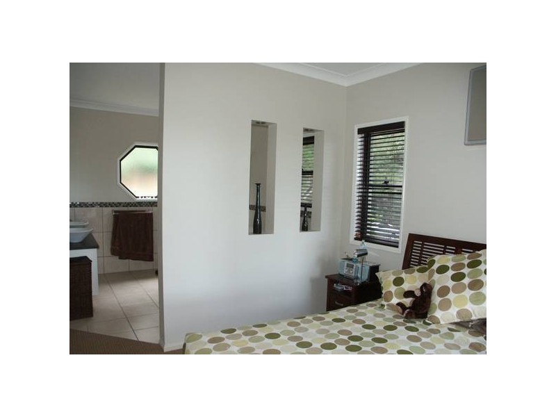 Towen Mountain QLD 4560