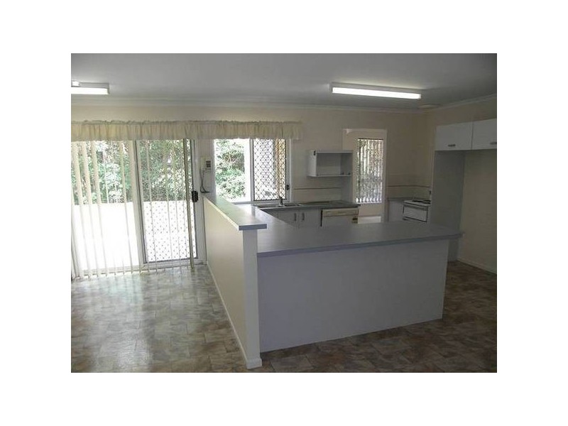 Rosemount QLD 4560