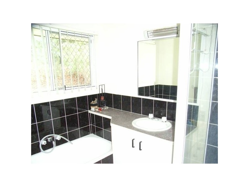 53 Huntingdale Dr, Nambour QLD 4560