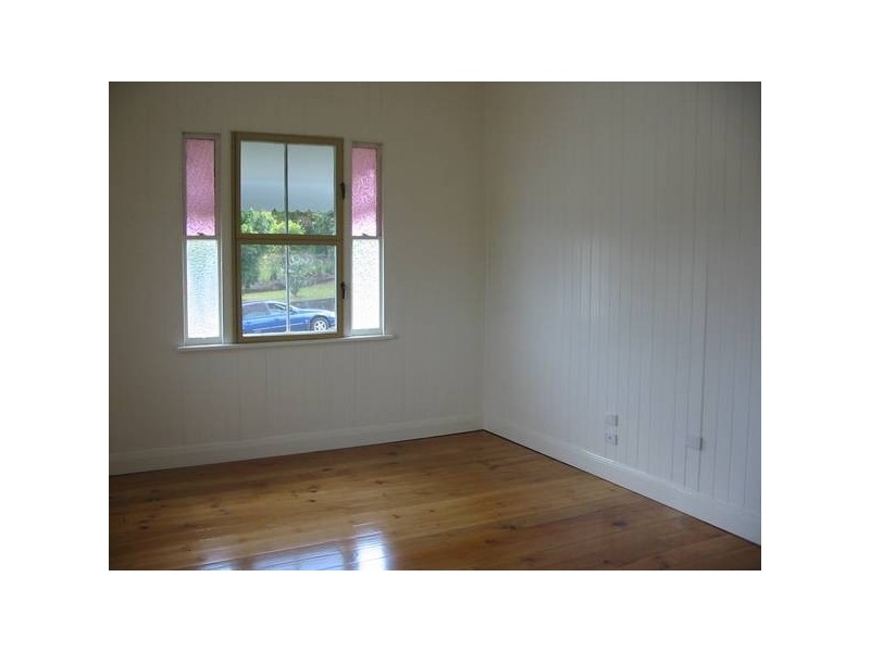 2 Oxleigh St, Nambour QLD 4560