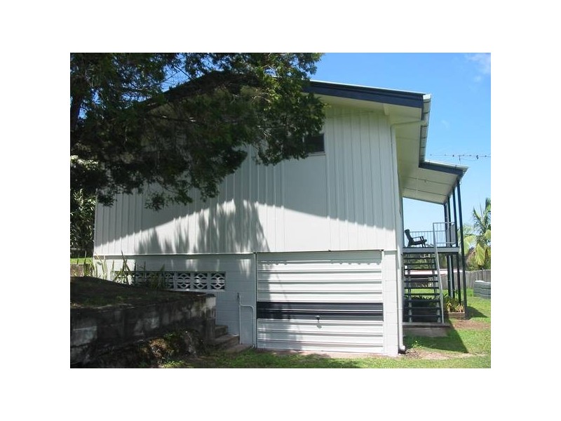 18 Girraween Drive, Nambour QLD 4560