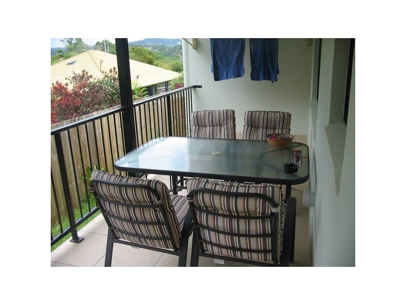 2/9 Deslynn Lane, Nambour QLD 4560