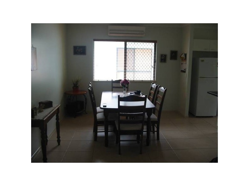 2/9 Deslynn Lane, Nambour QLD 4560