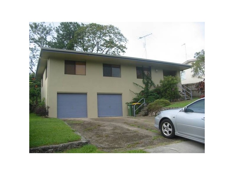 16 Elizabeth Way, Nambour QLD 4560