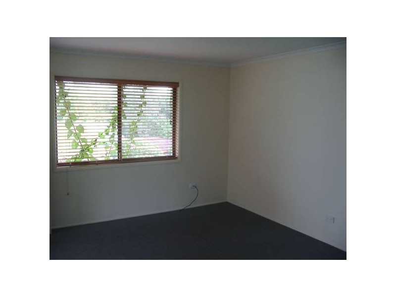16 Elizabeth Way, Nambour QLD 4560