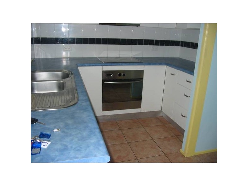2 Hemdan Crt, Nambour QLD 4560