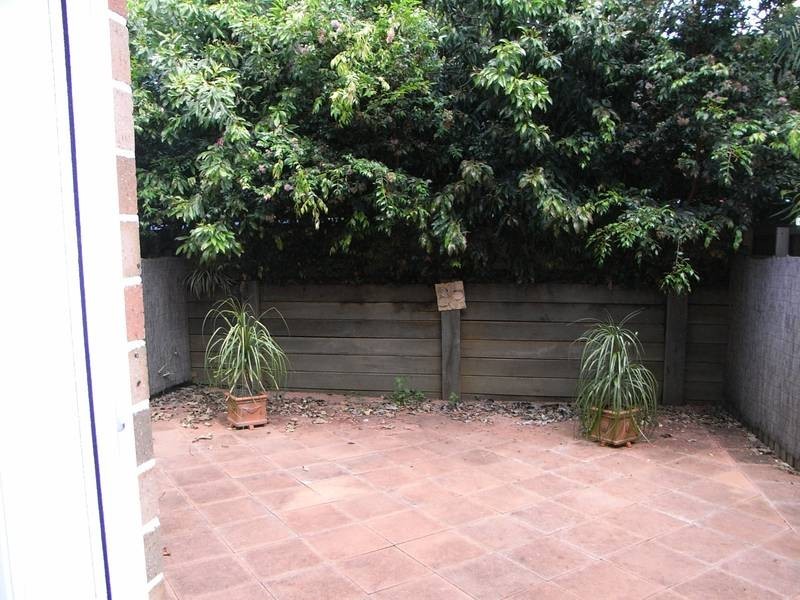 2/76 Blackall Terrace, Nambour QLD 4560