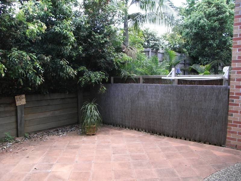 2/76 Blackall Terrace, Nambour QLD 4560