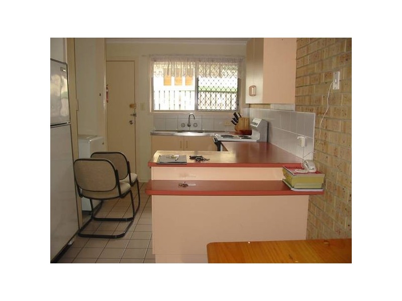 9/1 Sapphire Dve, Nambour QLD 4560